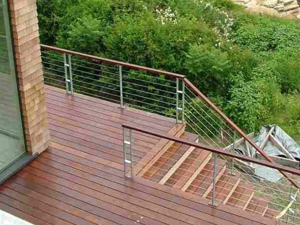 cable railing for stairs