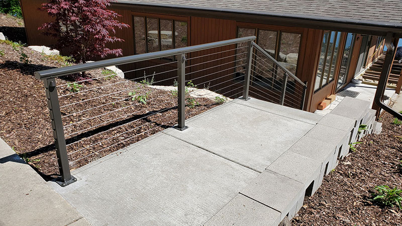 RailFX aluminum cable railing